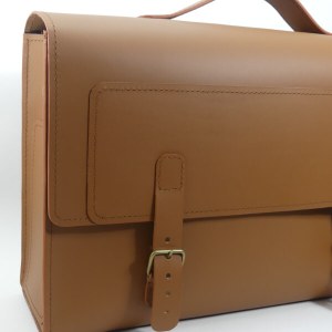 Cartable Homme cuir lisse marron clair - Modèle Le 3 pièces - Emmanuelle Olivier Maroquinerie