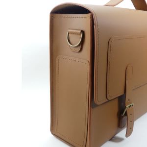 Cartable Homme cuir lisse marron clair - Modèle Le 3 pièces - Emmanuelle Olivier Maroquinerie