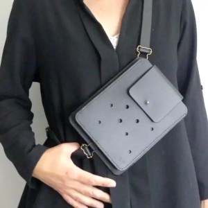 Pochette pour téléphone portable en cuir noir - Emmanuelle Olivier Maroquinerie