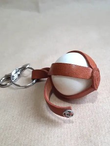 Porte Clés Balle de secours TT - Cuir - 6 couleurs - Emmanuelle Olivier Maroquinerie