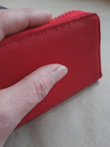 Porte monnaie Zip en cuir rouge grainé - Emmanuelle Olivier Maroquinerie