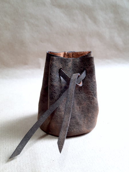 Bourse pour bijoux, en cuir basane, marron vintage - Emmanuelle Olivier Maroquinerie