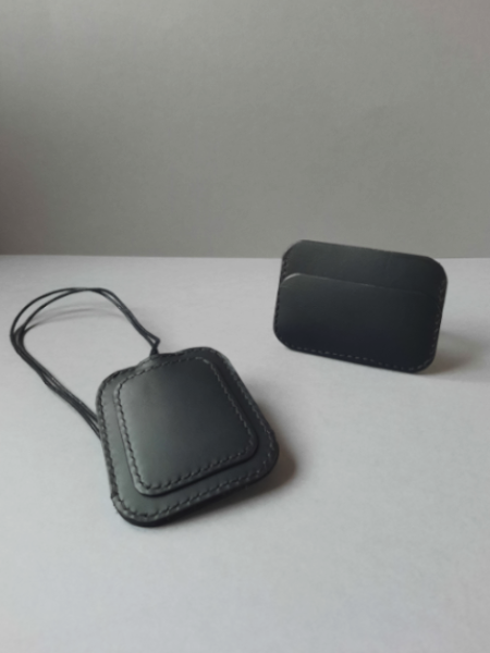 Duo Porte-clés cloche + porte-cartes noir - Cuir de taurillon - Emmanuelle Olivier Maroquinerie