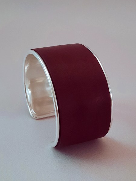Manchette Basane et métal - Cuir bordeaux - Emmanuelle Olivier Maroquinerie